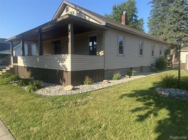 809 Stanton Street, Bay, Mi 48708