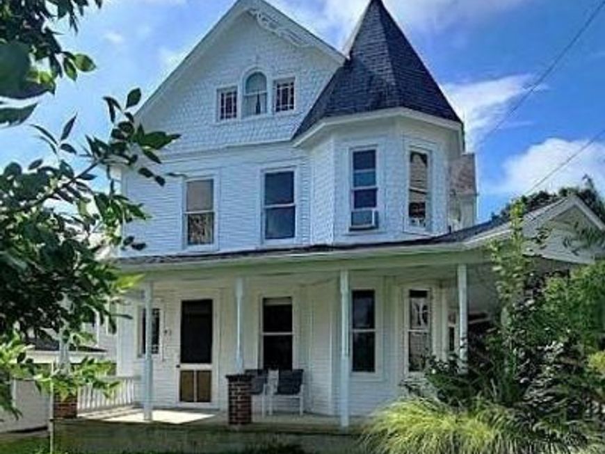 52 E Main Street, Fawn Grove, PA 17321 Main Photo