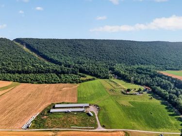 964 CREEK ROAD, DORNSIFE, PA 17823