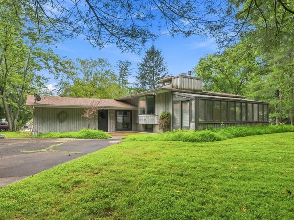 2202 Belhaven Court, Bloomington, IN 47401