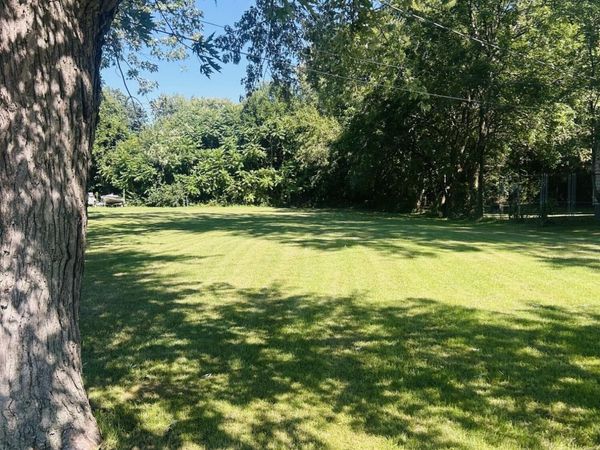 261 S West Street, Coloma, MI 49038