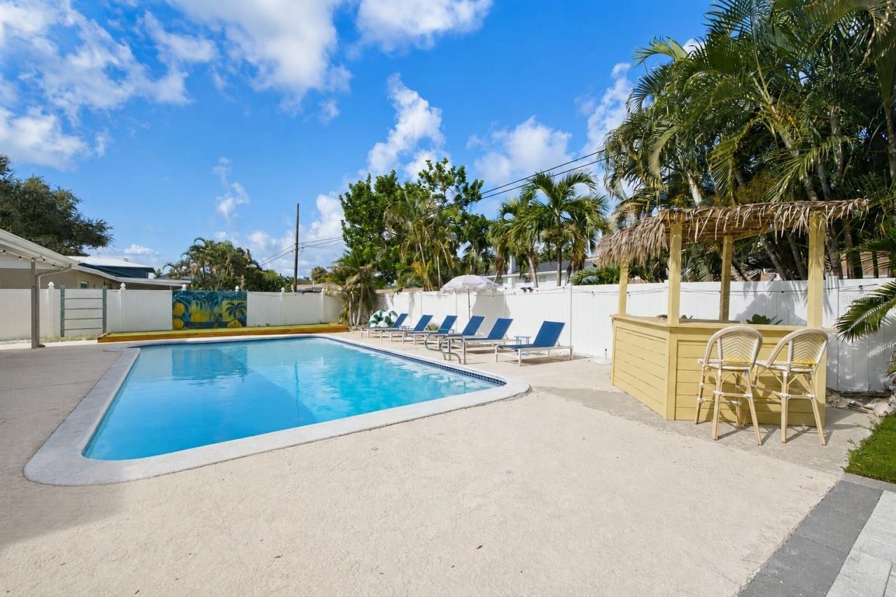 8580 139th Lane, Seminole, FL 33776 Photo