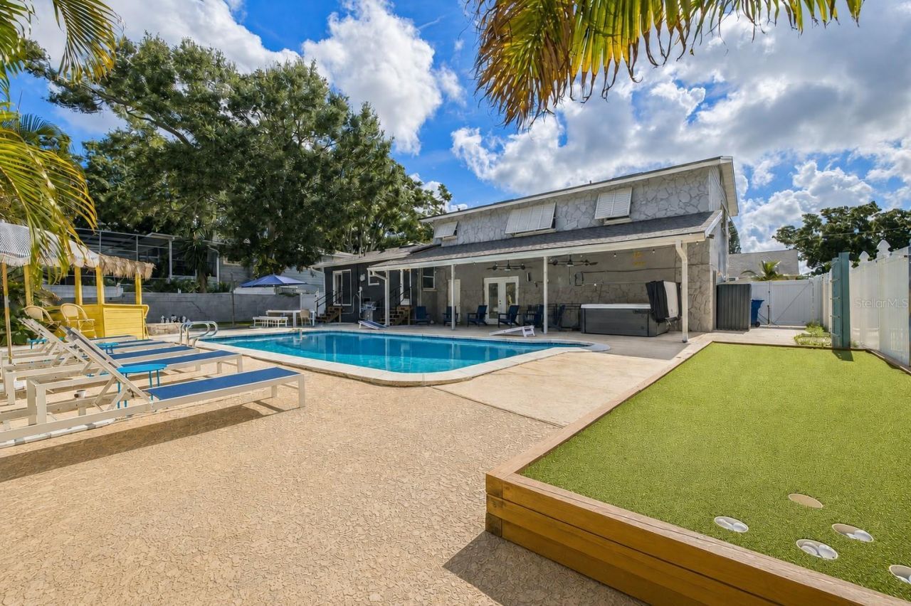 8580 139th Lane, Seminole, FL 33776 Photo