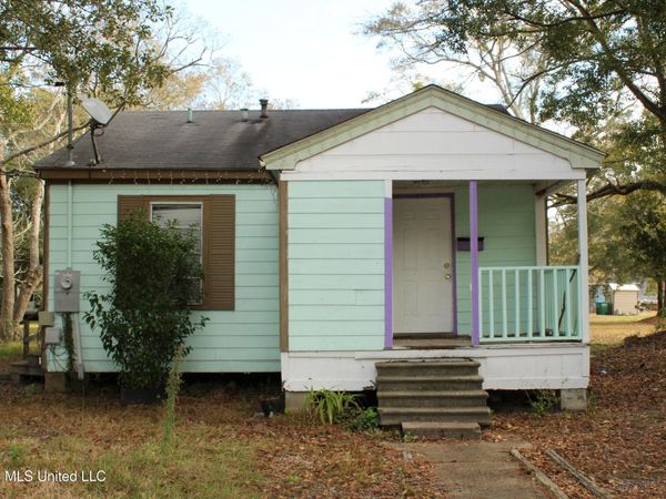 2010 12th Street, Pascagoula, MS 39567