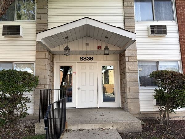 8836 N Western Avenue , Unit 207G, Des Plaines, IL 60016
