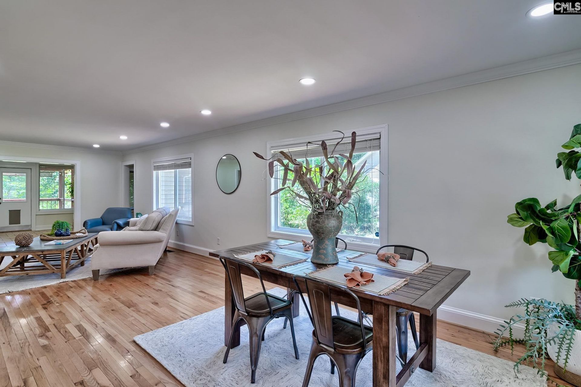 70 Bedford Way  Photo 11