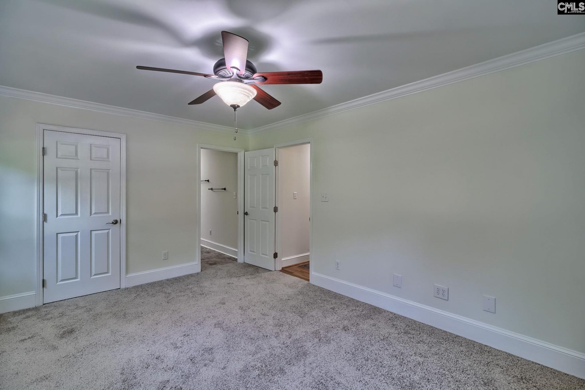 70 Bedford Way  Photo 31