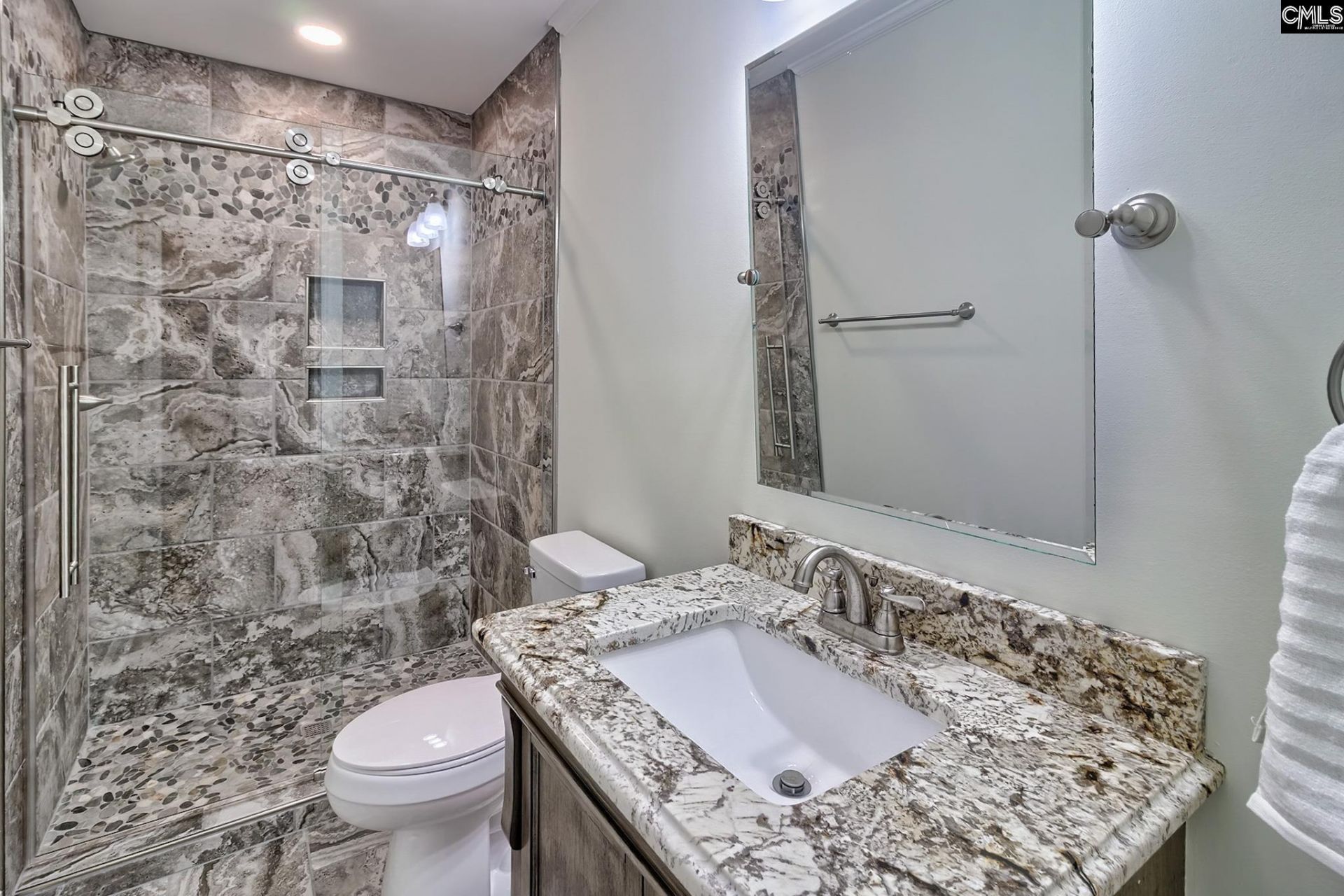 70 Bedford Way  Photo 35