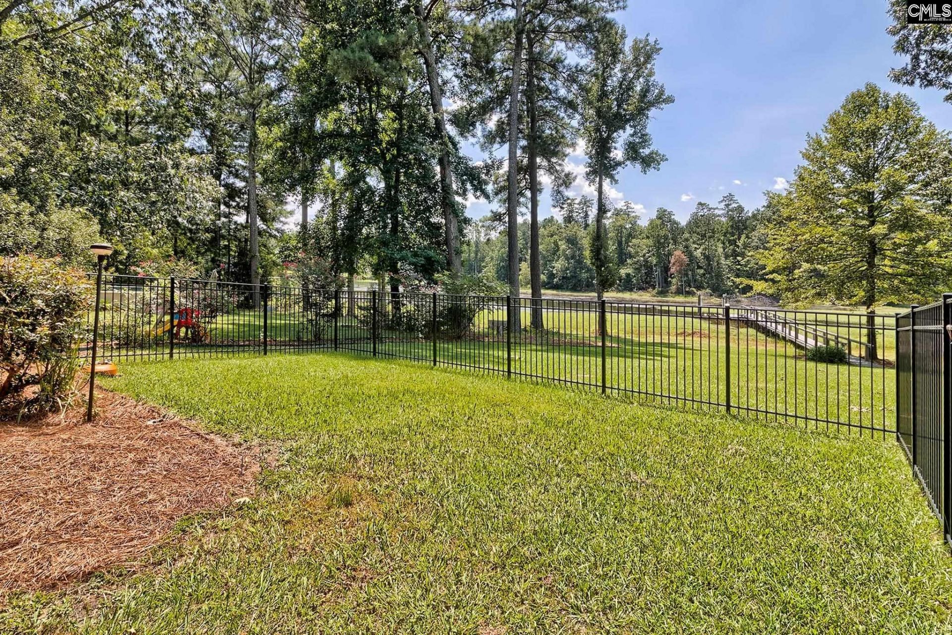 70 Bedford Way  Photo 45