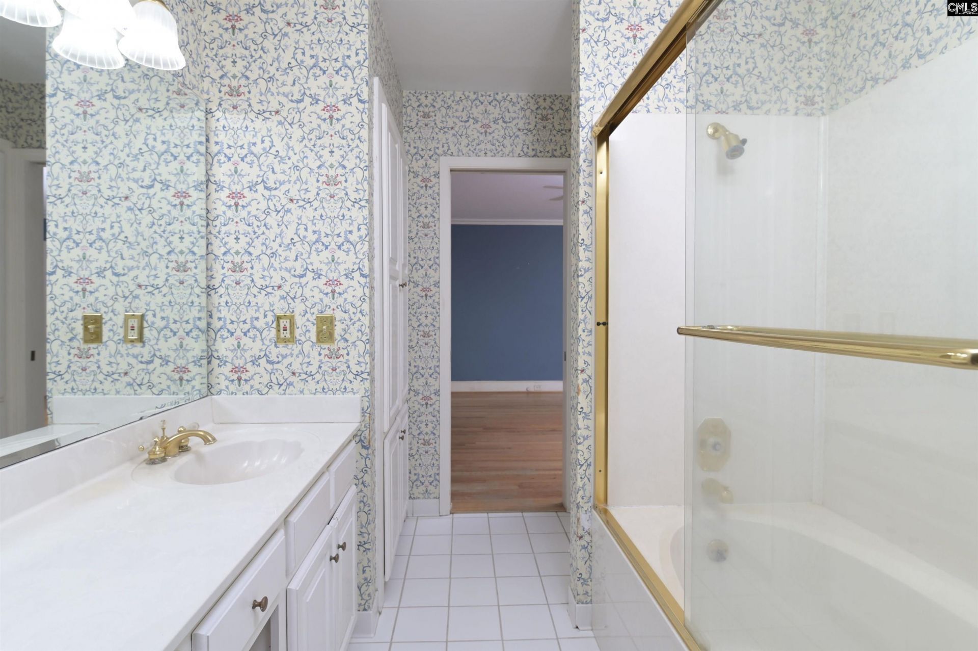 801 Arbutus Drive  Photo 36