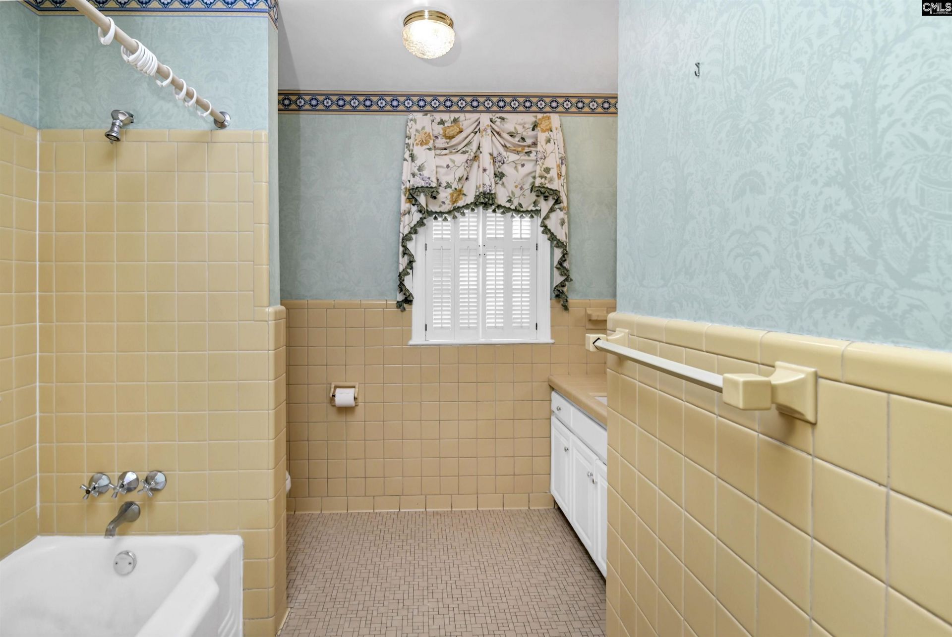 801 Arbutus Drive  Photo 44