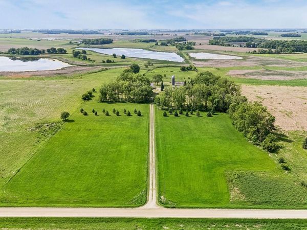 45543 216th Street , Gaylord, MN 55334