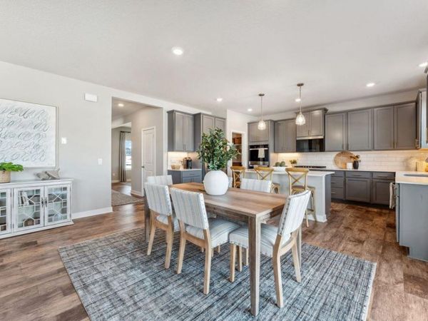 1625 Oak Creek Pass , Chaska, MN 55318
