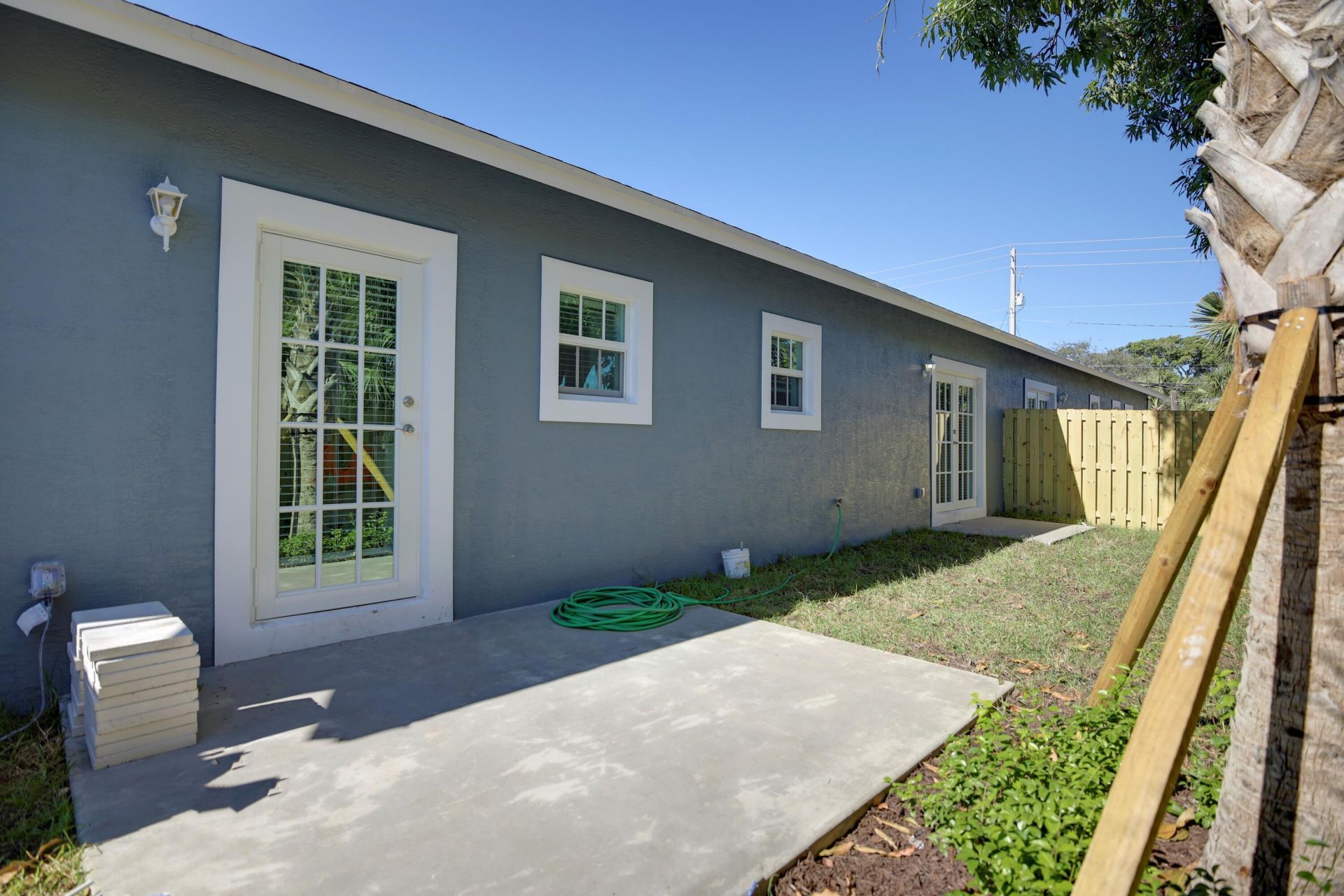 632 11th Street, West Palm Beach, FL 33401 Photo