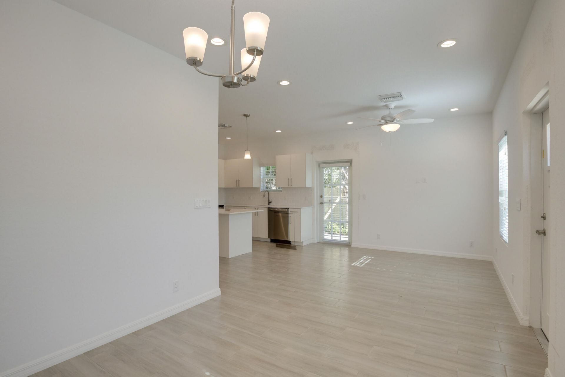 632 11th Street, West Palm Beach, FL 33401 Photo