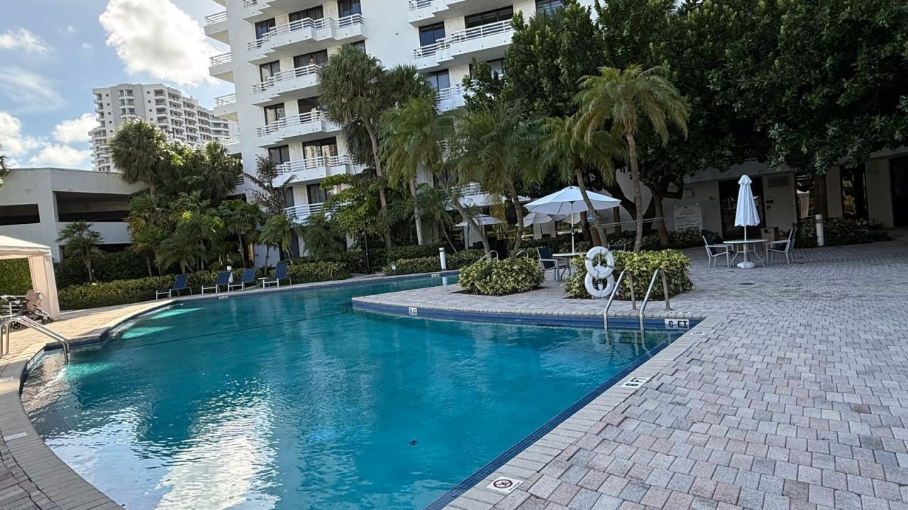 3300 NE 192nd Street, Unit 1706, Aventura, FL 33180 Photo