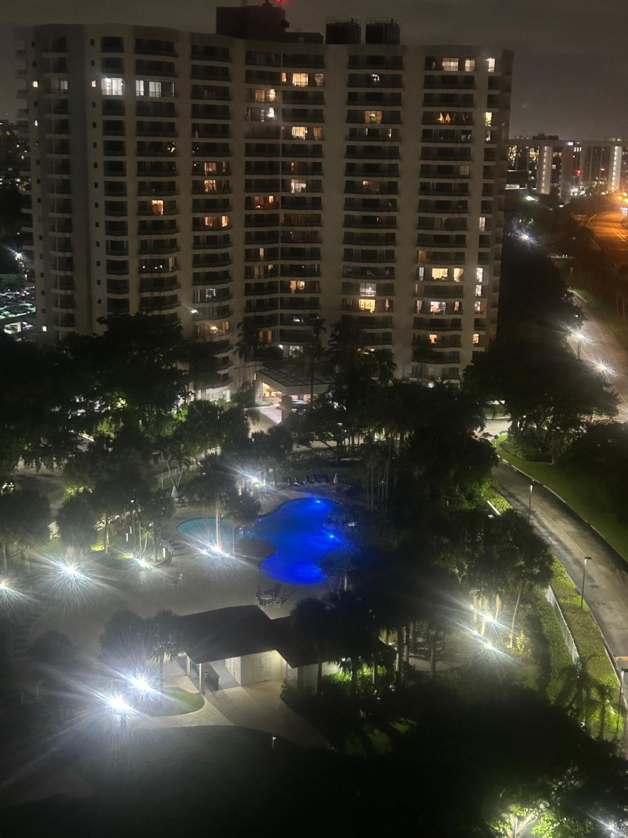 3300 NE 192nd Street, Unit 1706, Aventura, FL 33180 Photo