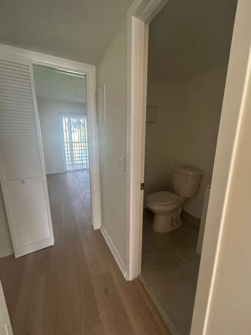 230 Fanshaw F, Unit F-230, Boca Raton, FL 33434 Photo