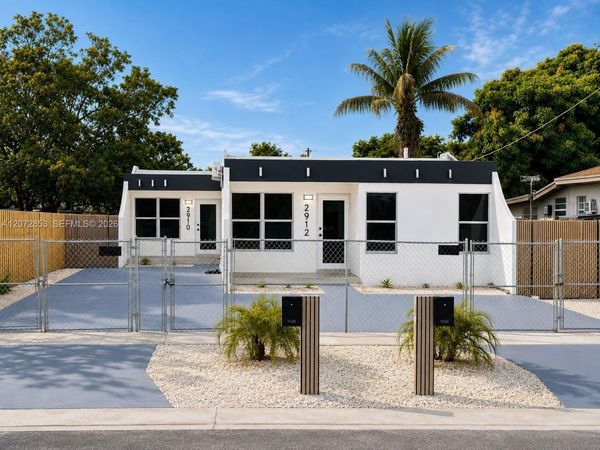 2912 NW 32nd St , Miami, FL 33142