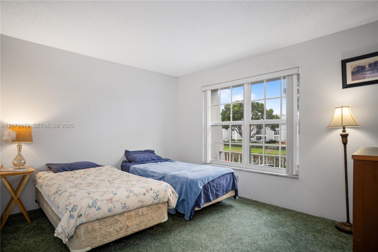 380 NW 69th Ave , Unit 205, Plantation, FL 33317 Photo
