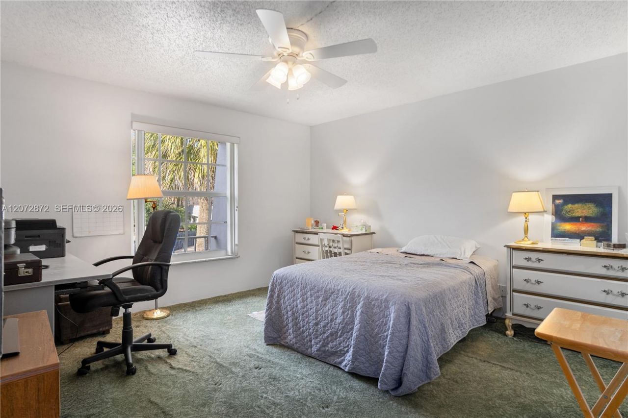 380 NW 69th Ave , Unit 205, Plantation, FL 33317 Photo