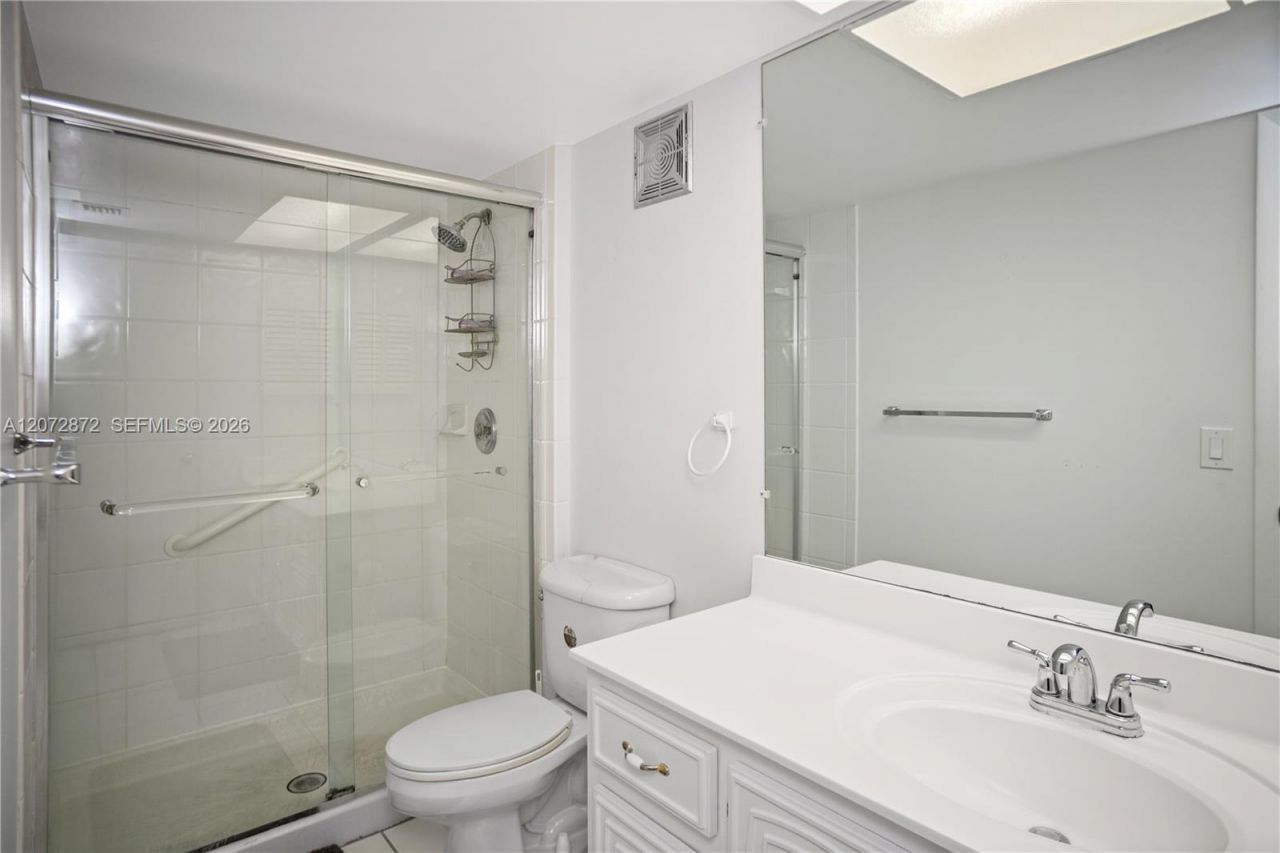 380 NW 69th Ave , Unit 205, Plantation, FL 33317 Photo