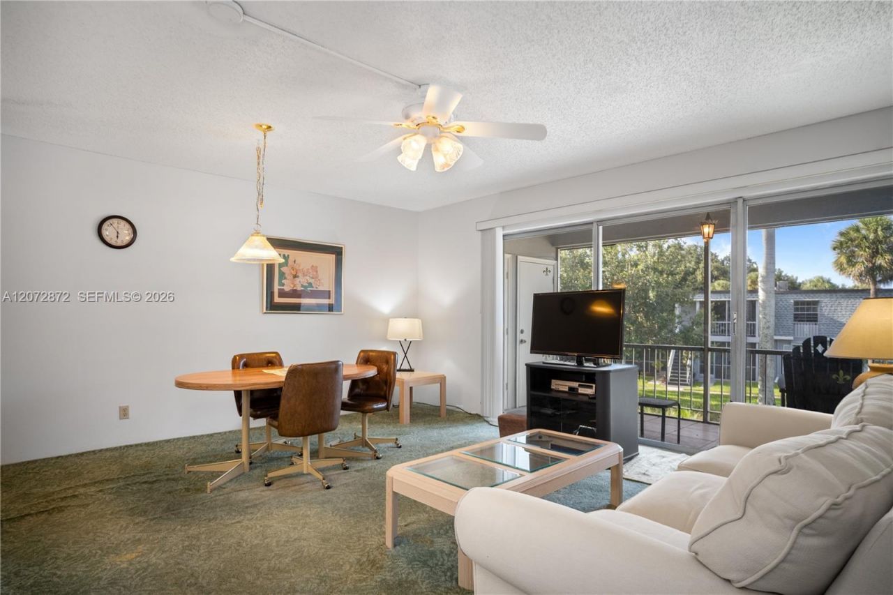 380 NW 69th Ave , Unit 205, Plantation, FL 33317 Photo