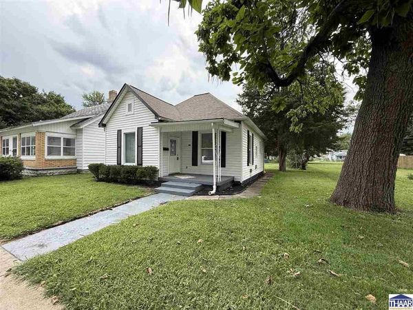 613 S 15th Street, Terre Haute, IN 47807