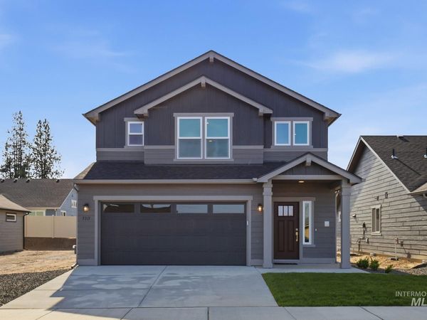 648 SW Mendenhall St, Mountain Home, ID 83647