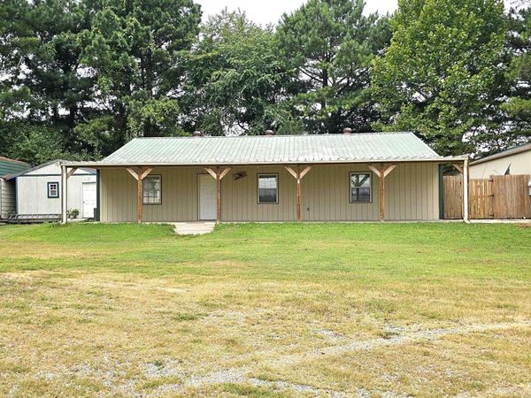 579 GR 518 RD, Paragould, AR 72450