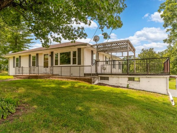 6717 Giant City Road , Carbondale, IL 62902