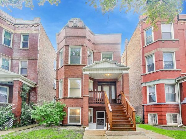 3080 N Davlin Court , Unit 1, Chicago, IL 60618