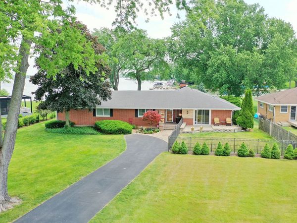 905 River Terrace Drive , Johnsburg, IL 60051