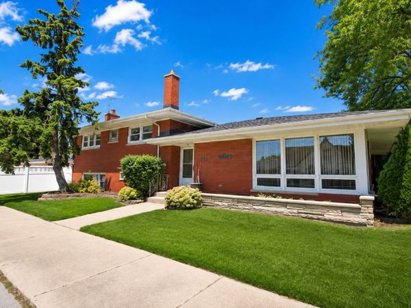 10158 S Talman Avenue , Chicago, IL 60655