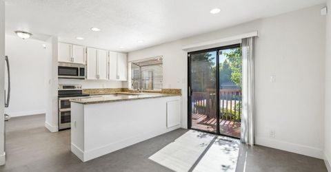 100 Crestridge, Folsom, CA 95630 Photo