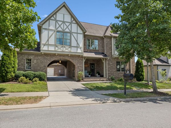 820 Fontwell Ln , Franklin, TN 37064