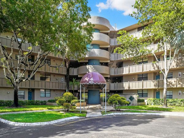 901 Colony Point Circle, Unit 207, Pembroke Pines, FL 33026