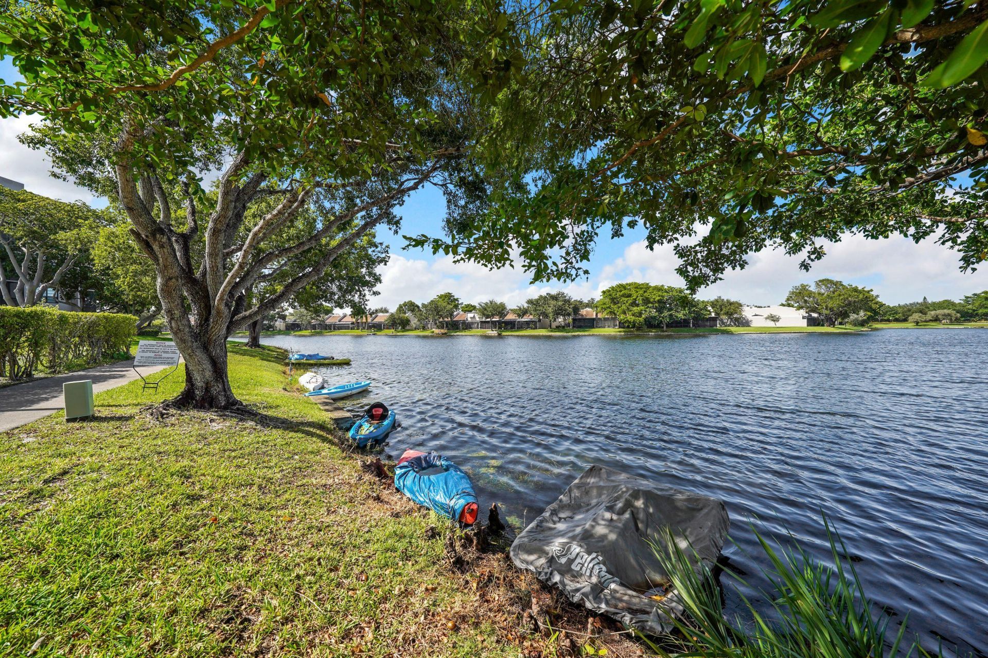 901 Colony Point Circle, Unit 207, Pembroke Pines, FL 33026 Photo