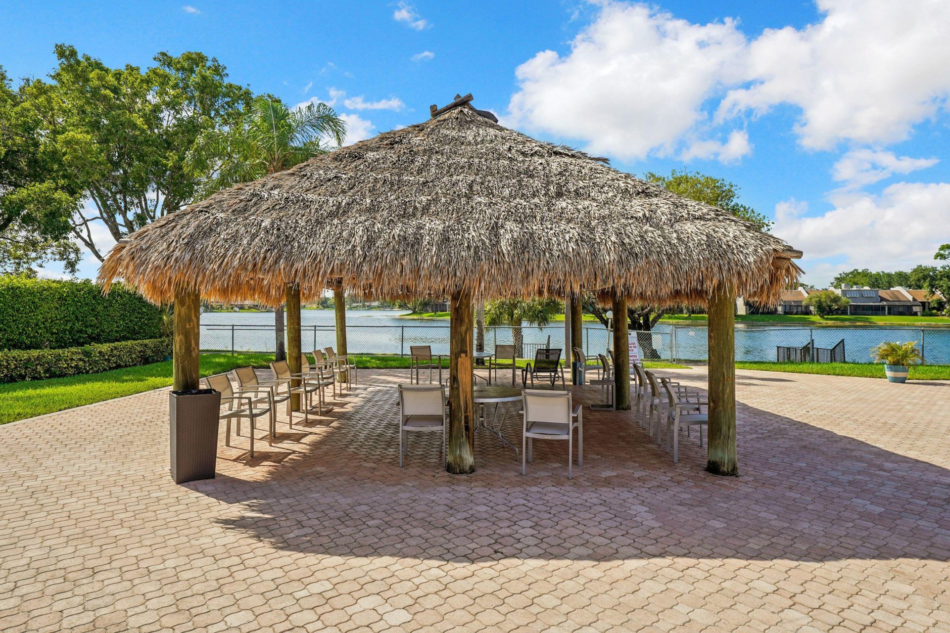 901 Colony Point Circle, Unit 207, Pembroke Pines, FL 33026 Photo
