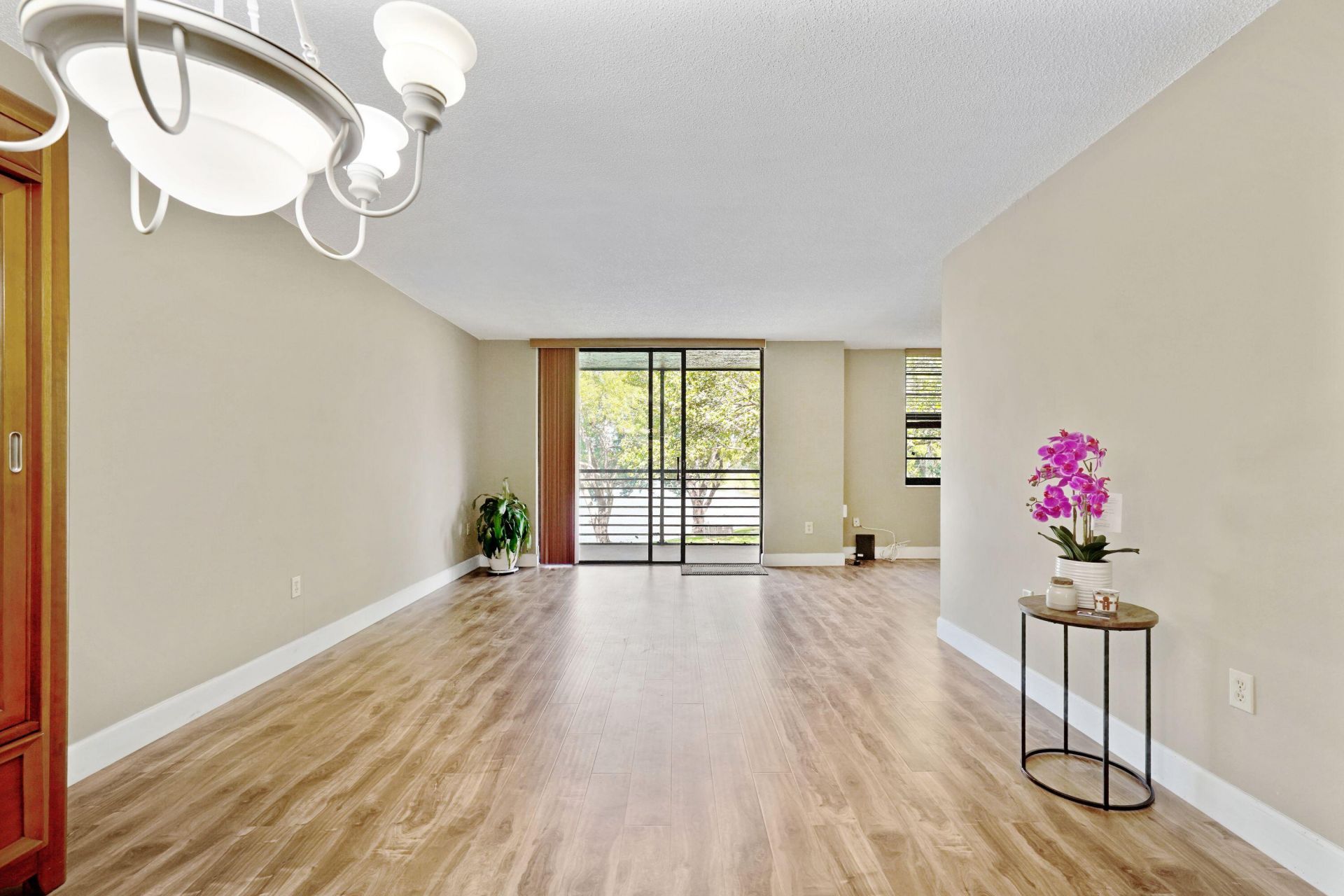 901 Colony Point Circle, Unit 207, Pembroke Pines, FL 33026 Photo