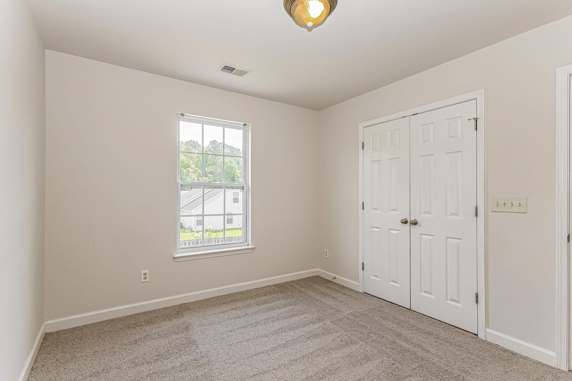 1019 Sterling Lane Photo 15