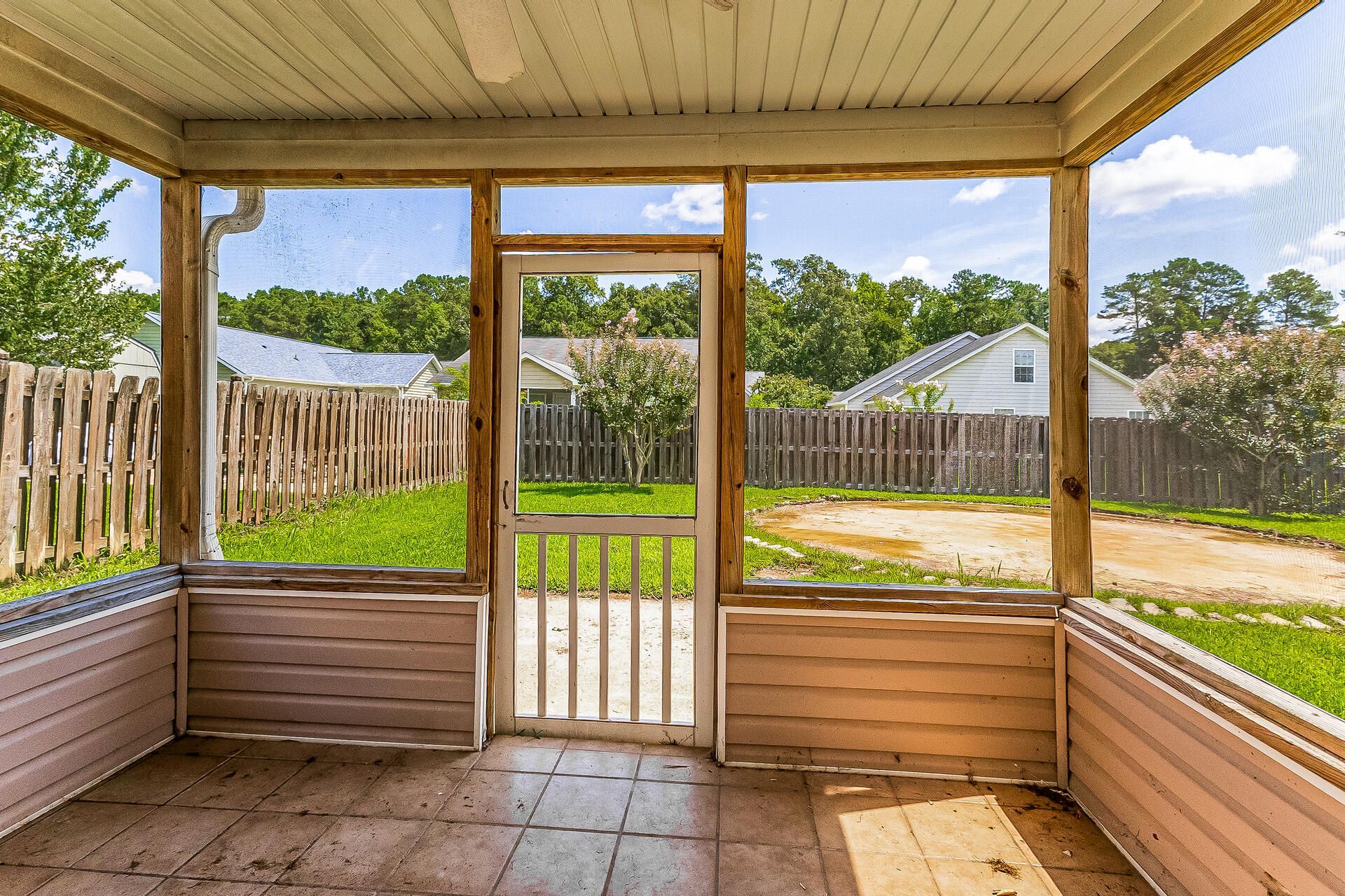 1019 Sterling Lane Photo 19