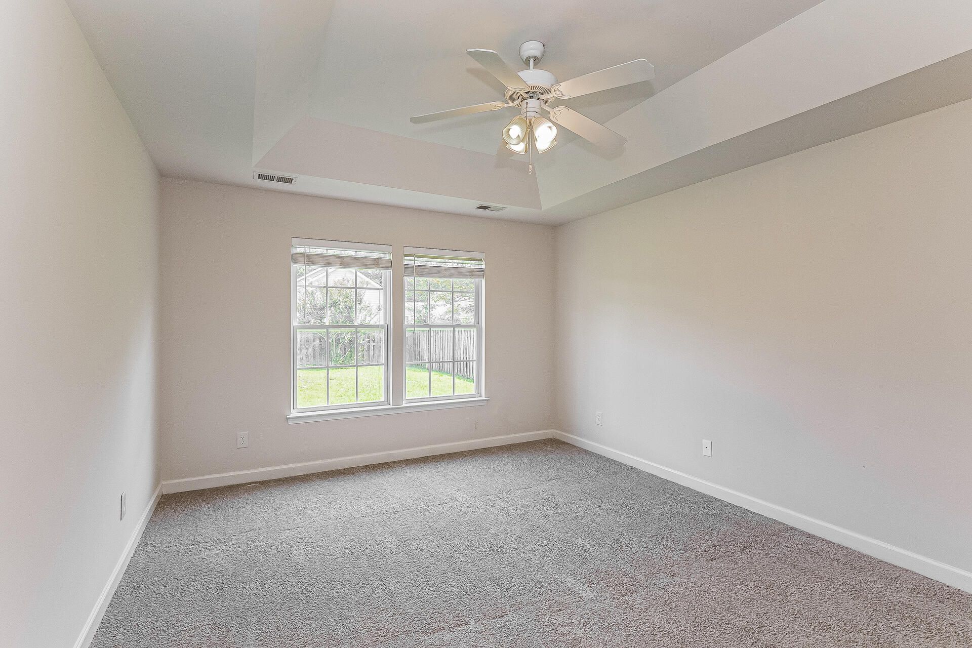 1019 Sterling Lane Photo 9