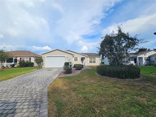 945 CANDLER PLACE , THE VILLAGES, FL 32162