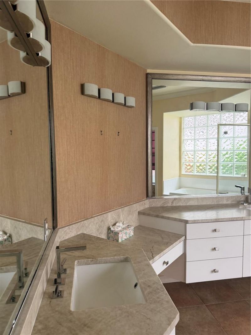 8544 Park Shore Lane, Sarasota, FL 34238 Photo