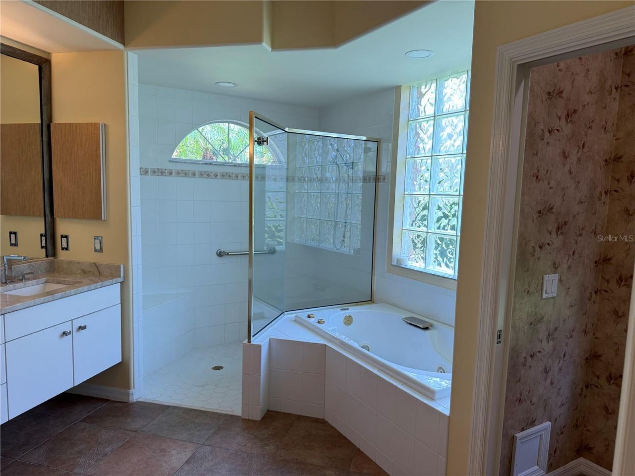 8544 Park Shore Lane, Sarasota, FL 34238 Photo