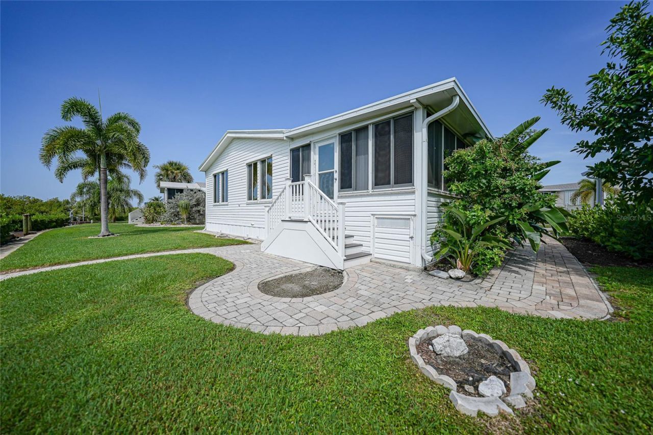 27 Hague Road, Punta Gorda, FL 33950 Photo