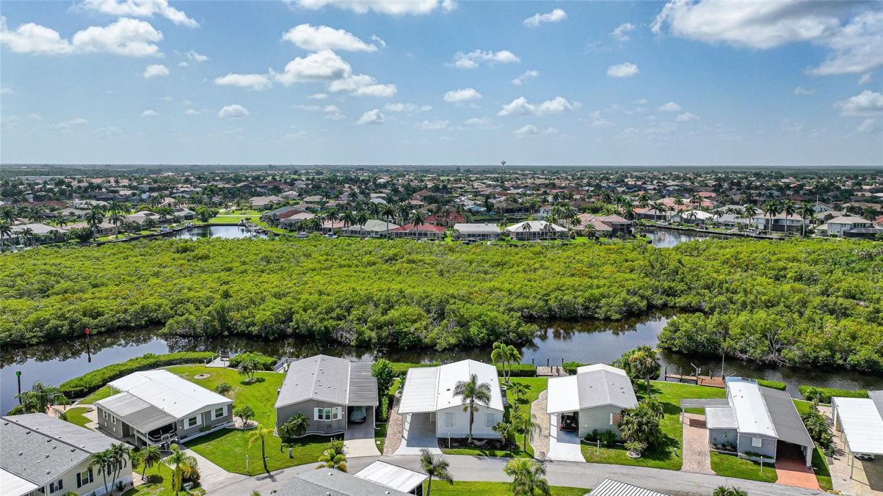 27 Hague Road, Punta Gorda, FL 33950 Photo