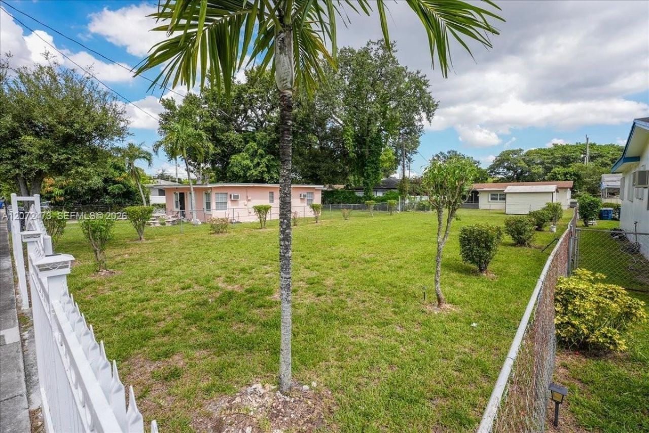 1967 NW 52nd St , Miami, FL 33142 Photo