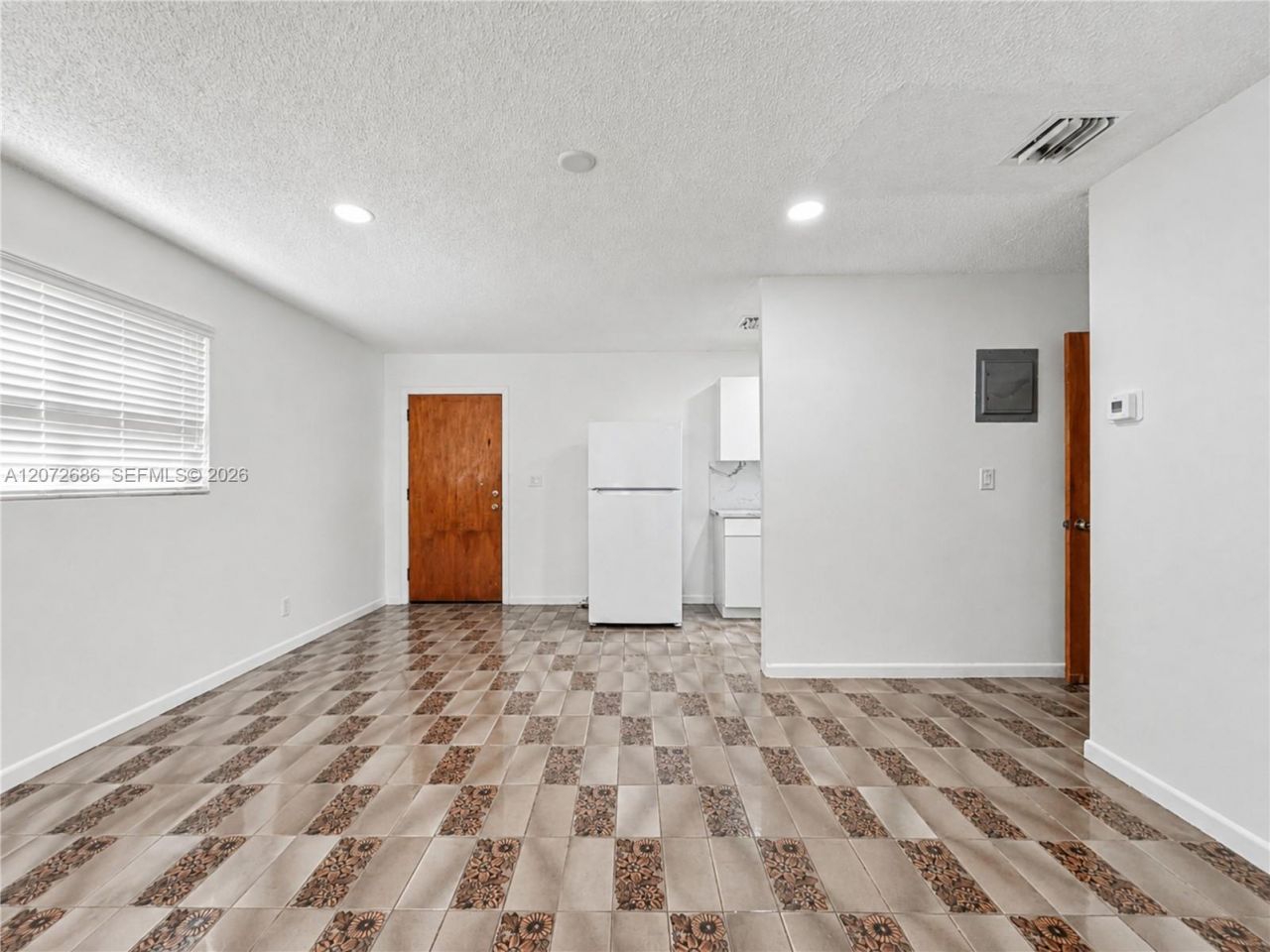 3130 SW 6th St, Miami, FL 33135 Photo